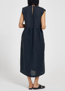 APRON LINEN Dress // Black