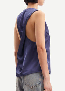 TWISTED BACK Top // Nightshadow blue