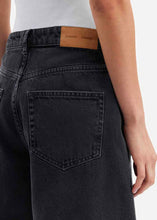 Load image into Gallery viewer, JEANS Shorts // Black dust