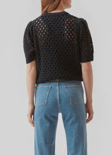 Load image into Gallery viewer, CROCHET Top // Black