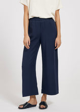 Load image into Gallery viewer, FLOWY TENCEL Pants // Navy