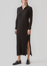 Load image into Gallery viewer, RIB MIDI Dress // Black