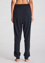 Load image into Gallery viewer, THIN SWEAT Pants // Black